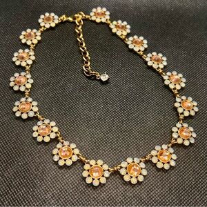 Vintage Aurora‎ Borealis Gold Tone Pink Rhinestone Flowers Statement Necklace